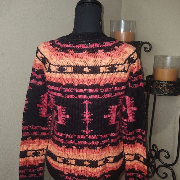 Vintage‎ Roxy Black and Pink Patterned Sweater - Picture 2 of 4